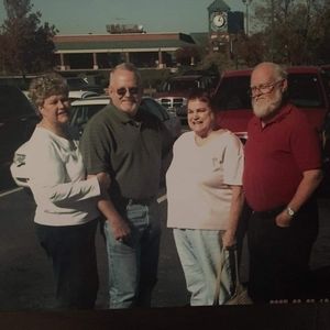 Meet your Posher, April